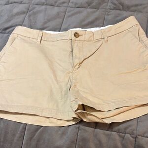 Old Navy Women’s Chino Shorts - Light Beige